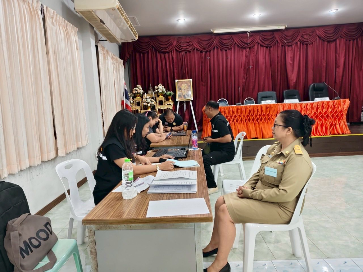 "การส่งมอบหีบบัตรเลือกตั้ง พร้อมวัสดุ-อุปกรณ์ และรายงานผลการนับคะแนนเลือกตั้ง