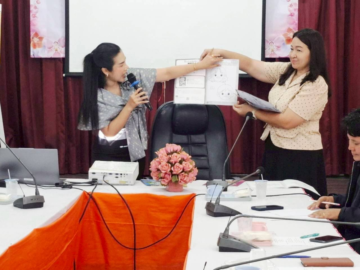 การประชุมผู้ปกครองนักเรียน ภาคเรียนที่ ๑ ประจำปีการศึกษา ๒๕๖๙ พร้อมด้วยคณะผู้บริหาร เจ้าหน้าที่ ทต.ภูหลวง และคณะครู ศูนย์พัฒนาเด็กเล็ก อบต.ภูหลวง (บ้านหลุมเงิน) และศูนย์พัฒนาเด็กเล็กโรงเรียนบ้านหนองกก 