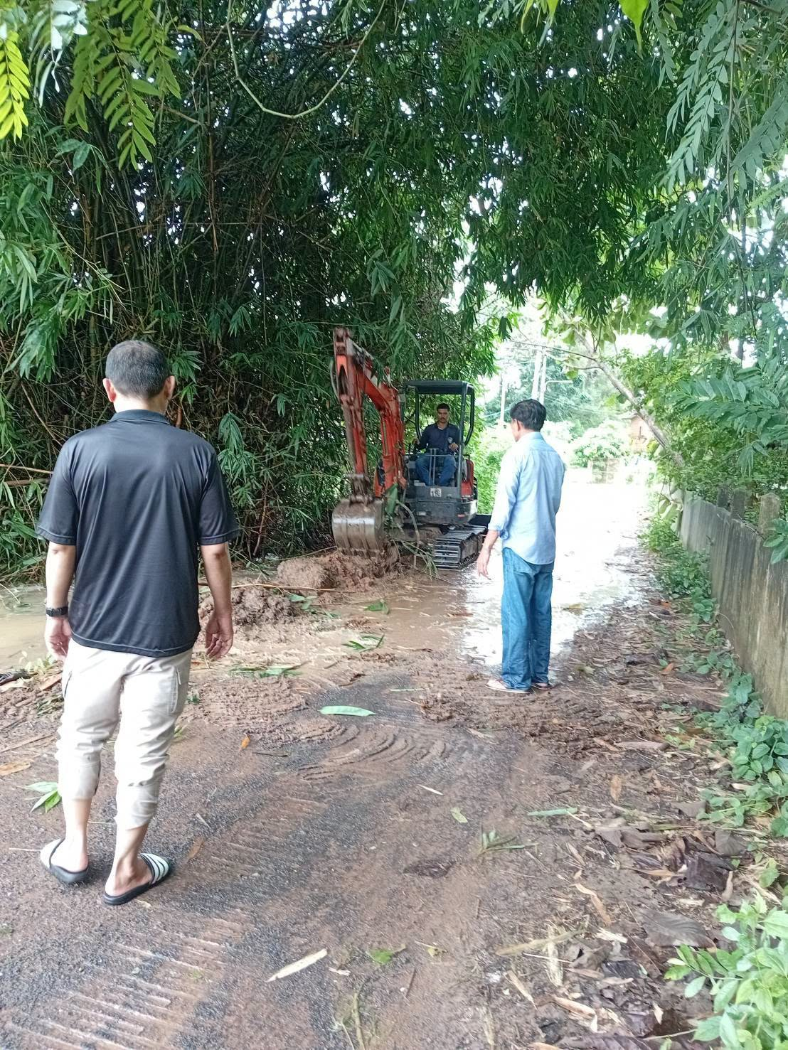 ลงพื้นที่สำรวจความเสียหาย